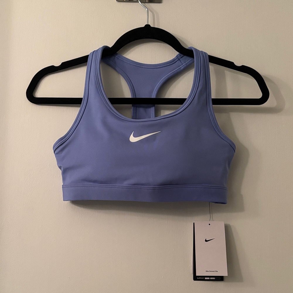NWT Nike Swoosh Medium Support Women's Padded Sports Bra